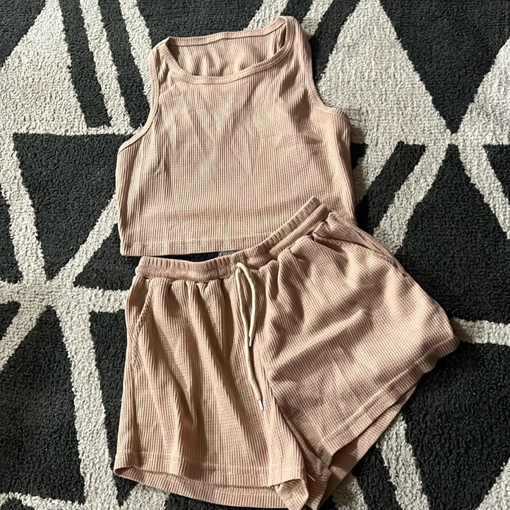 Tan Waffle Print Cozy Set
